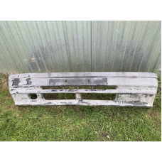 Бампер передній Mazda 323 BG седан