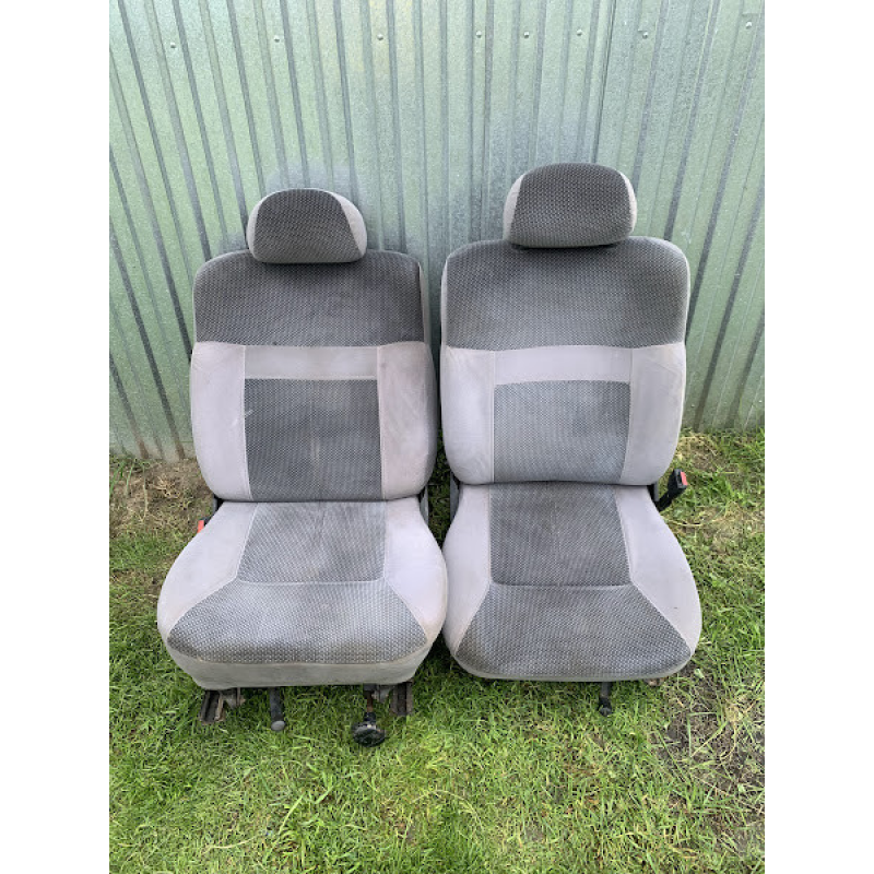 Сидіння переднє праве пасажирське Ford Sierra