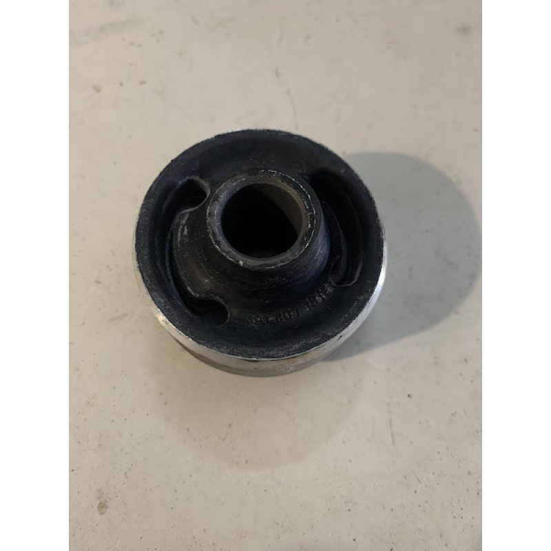 Сайлентблок Hart VW 191407181E Сайлентблок Hart VW 191407181E