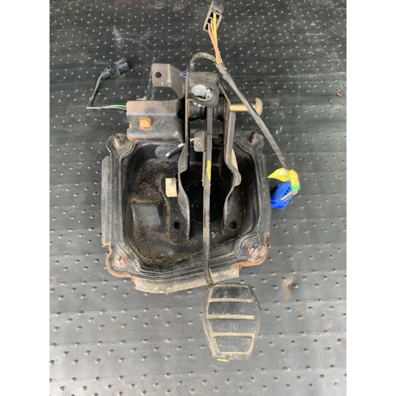 Педаль гальма Renault Scenic 1
