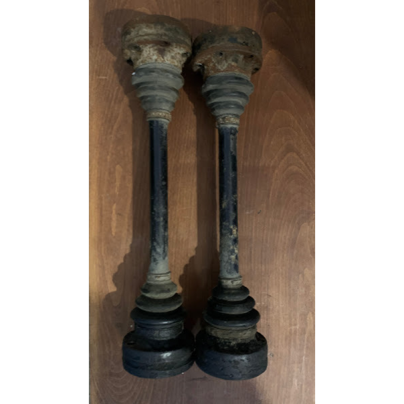 Піввісь BMW E34 520 525 i