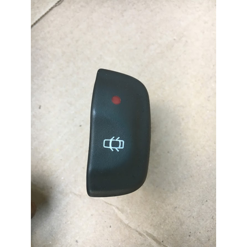 Кнопка центрального замка Renault Scenic Кнопка центрального замка Renault Scenic