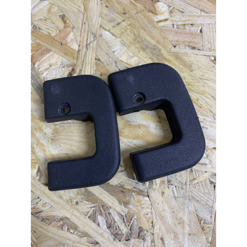 Заглушка замку дверей правих Mercedes W210 2107230224