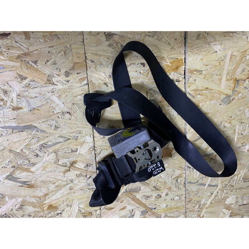 Ремінь безпеки передній Mercedes W210 (2018680222) Ремінь безпеки передній Mercedes W210 (2018680222)