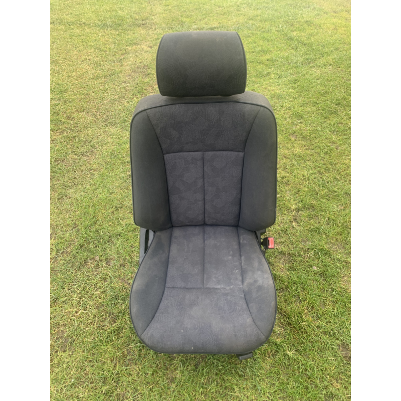 Сидіння передні Mercedes W210 рестайлінг Сидіння передні Mercedes W210 рестайлінг