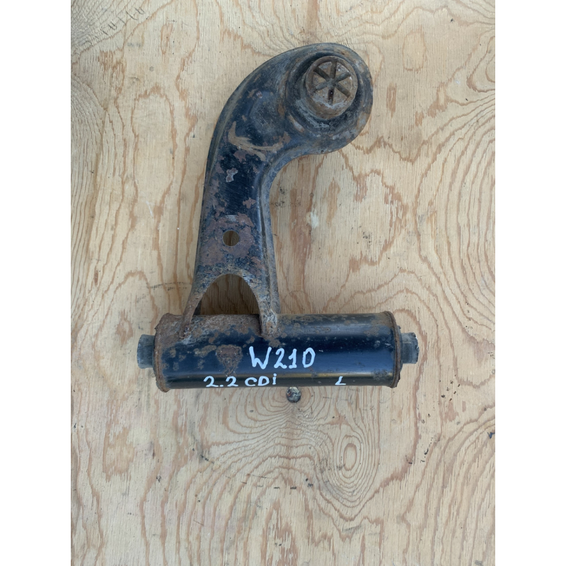 Важіль передній верхній лівий Mercedes W210