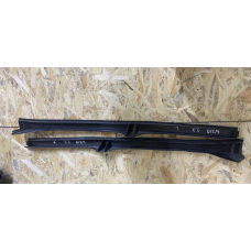 Накладки стійки задньої Mercedes W210 внутрішні 2106900126  2106900226