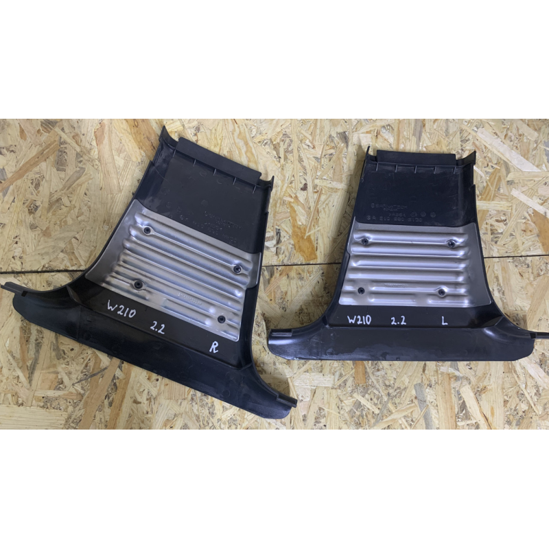 Накладка стійки середньої Mercedes W210 нижня 2106902230 2106902130 Накладка стійки середньої Mercedes W210 нижня 2106902230 2106902130