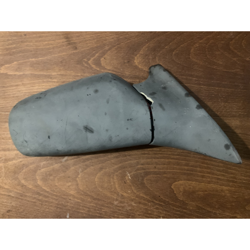 Дзеркало праве Mazda 323 BG