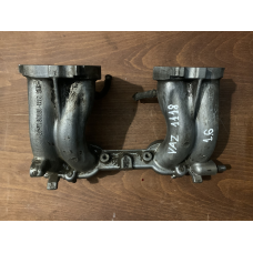 Впускний колектор (труба) Ваз 1118 2111-1008015-10