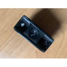 Кнопка електро люка Bmw 5 E39 03015000