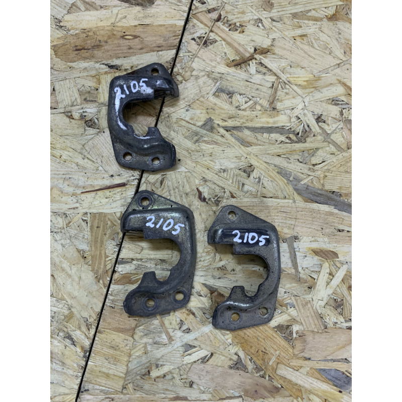 Фіксатор дверей Ваз 2105