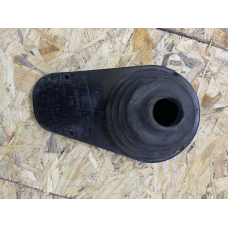 Кришка люка з чохлом ручки КПП Ваз 2105 2101-1703100-01