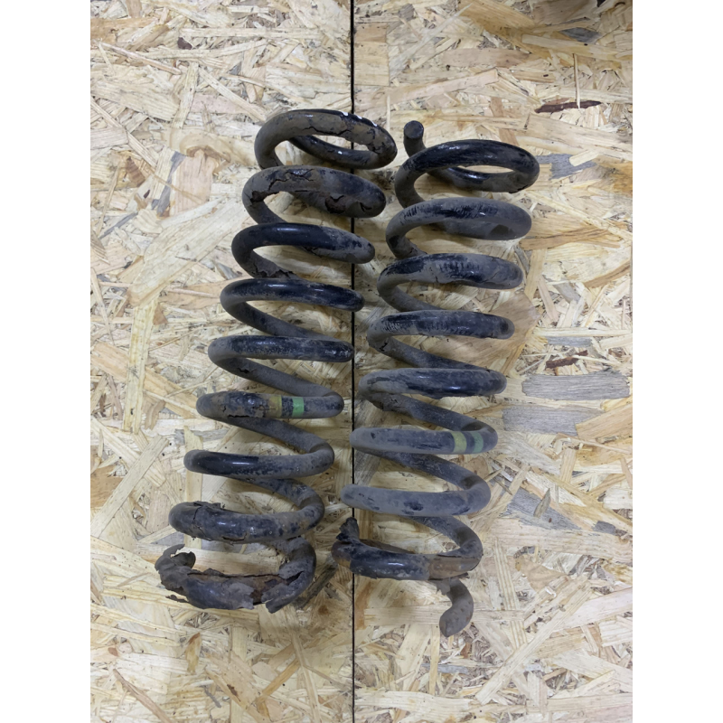 Пружини задні Mercedes E Class W210 Седан Пружини задні Mercedes E Class W210 Седан